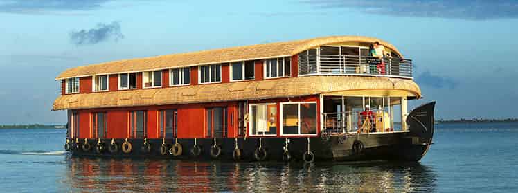 Six Bedroom Deluxe Houseboat