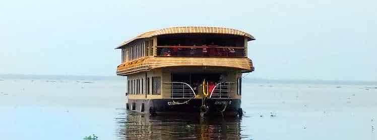 Seven Bedroom Deluxe Houseboat